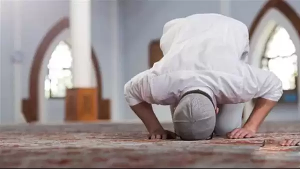 ماهي الصلاة التي أداها رسول الله و لم يصلها المسلمون منذ 300 عام ؟